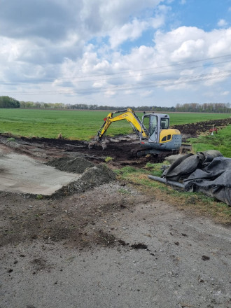 Wacker Neuson 75 Z 3 Bagger mit Bedienpersonal