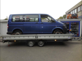 Autotransportanhänger Tandem gebremst Ges.-Gew. 3.500 kg Nutzlast: 2.600 kg 100 km Zulassung
