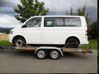 Autotransportanhänger Tandem gebremst Ges.-Gew. 2.000 kg Nutzlast: 1.400 kg 100 Km Zulassung