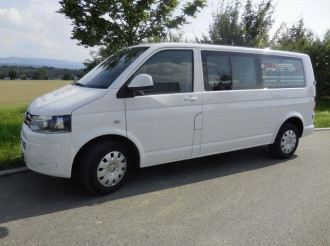 VW Bus TDI langer Radstand Nutzlast: 950 Kg 