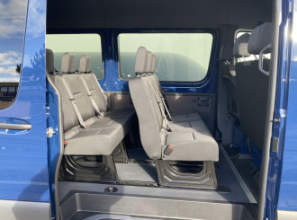 Mercedes-Benz Sprinter 317 CDI bzw.Crafter, mittlerer Radstand 9-Sitzer
