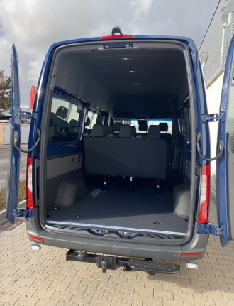 Mercedes-Benz Sprinter 317 CDI bzw.Crafter, mittlerer Radstand 9-Sitzer