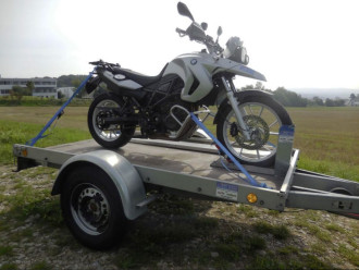 Motorrad-Einachsanhänger mit Bremse Ges.-Gew. 1.000 kg Nutzlast: 800 kg 100 km Zulassung 