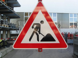 Straßensicherung Verkehrszeichen 
