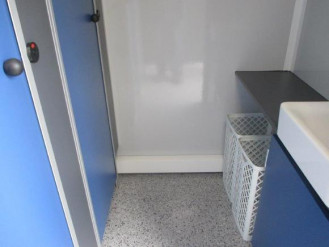 Toilettenanhänger VIP Gamo FTT 460