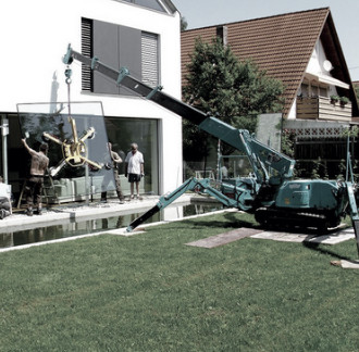 Minikran Maeda MC 285-3 auch mit Glassauger