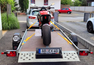 Motorradanhänger 1300kg, bis 100km/h bis 2 Motorräder Absenkanhänger