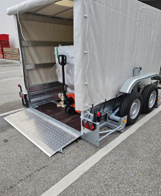 Anhänger absenkbar Zuladung 2500 kg Absenkanhänger Ingolstadt