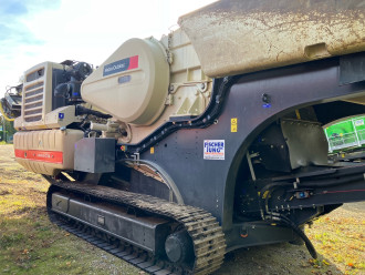 raupenmobiler Metso Backenbrecher LT106