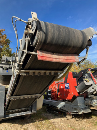 raupenmobiler Metso Backenbrecher LT106
