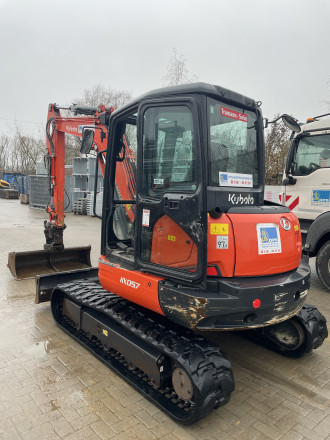 Bagger Kubota KX057