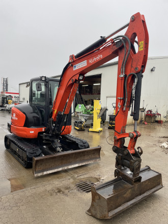 Bagger Kubota KX057