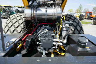 Walzenzug Bomag BW 213 D-5