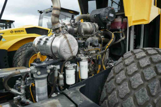 Walzenzug Bomag BW 213 D-5
