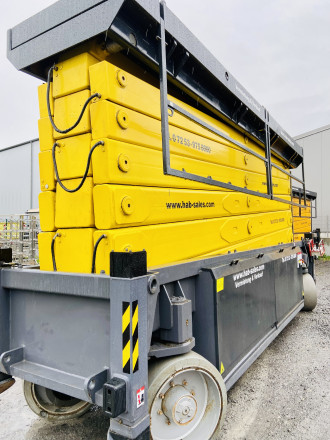 Elektroschere 32 m zu verkaufen