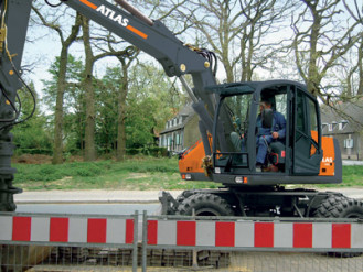 Atlas 140 W Mobilbagger Halberstadt