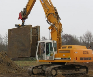 Verbaugreifer Anbaugerät Kanalverbau