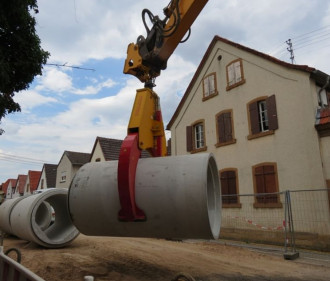 Kanal Rohrgreifer Bagger 