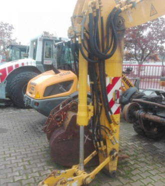 Zweiwegebagger gebraucht LIEBHERR A 900 ZW