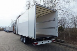Tandem- Koffer- Anhänger, Durchladbar
-- Neufahrzeug -- 