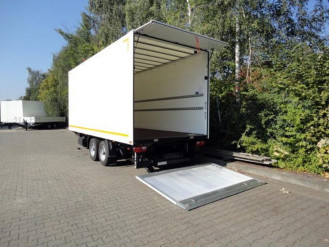 Tandem Koffer mit Ladebordwand 1,5 t
-- Neufahrzeug --