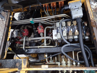 Demag DF 115 C -Kettenfertiger