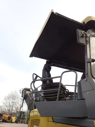 Vögele MT 3000-2 Offset Asphalt feeder