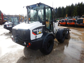 Caterpillar 908 M