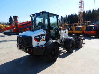 Radlader Caterpillar 908 M