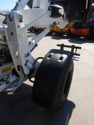 Radlader Caterpillar 908 M