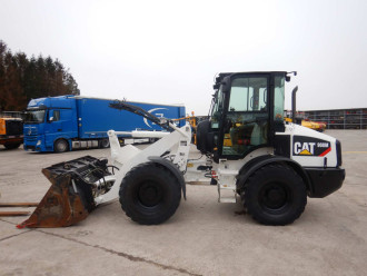 Radlader Caterpillar 908 M