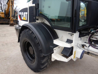 Radlader Caterpillar 908 M