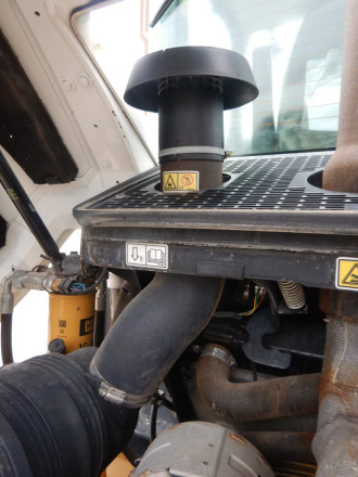 Radlader Caterpillar 908 M