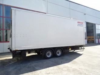 Tandem Koffer mit Ladebordwand 1,5 t, Durchladbar
