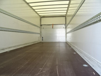 Tandem Koffer mit Ladebordwand 1,5 t und Durchladbar