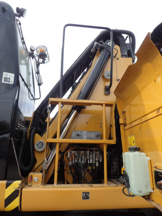 Umschlagbagger Caterpillar M 318 D MH