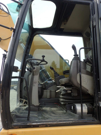 Umschlagbagger Caterpillar M 318 D MH