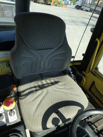 Asphalt vibratory roller used Bomag BW 174 AD-2