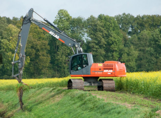 ATLAS 240 LC 