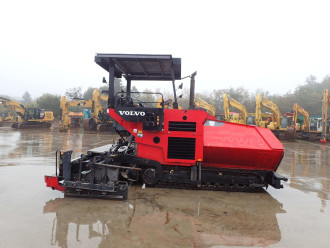 Asphaltfertiger Volvo ABG Titan 6820 EPM