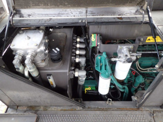 Kettenfertiger Volvo ABG P 7820 C