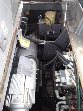 Kettenfertiger Volvo ABG P 7820 C