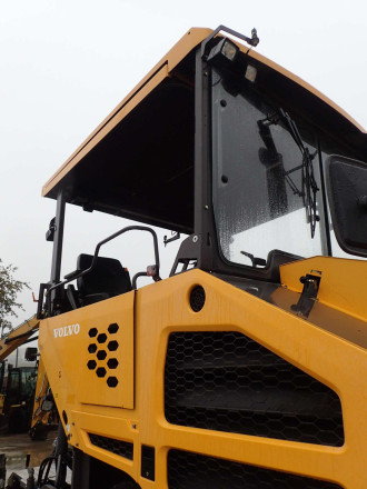 Volvo ABG P 6870 C Radfertiger