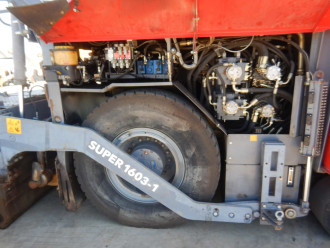Vögele Super 1603-1 Radfertiger