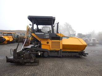 Kettenfertiger Volvo ABG Titan 7820 B