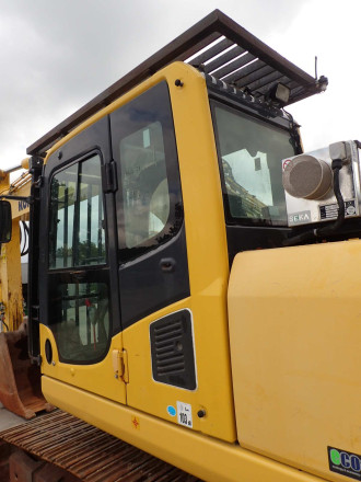 Komatsu PC 240 NLC-8 Kettenbagger