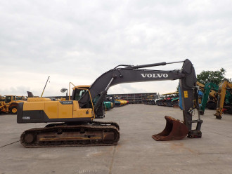 Volvo EC 220 DL ( EC210 ) Kettenbagger