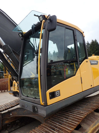 Volvo EC 220 DL ( EC210 ) Kettenbagger
