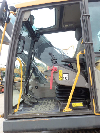 Volvo EC 220 DL ( EC210 ) Kettenbagger