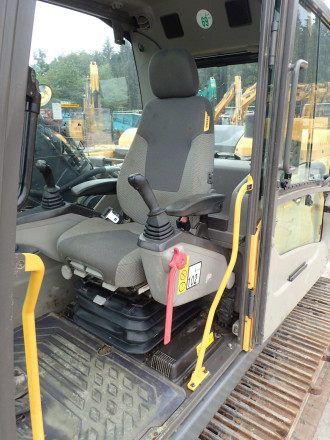 Volvo EC 220 DL ( EC210 ) Kettenbagger